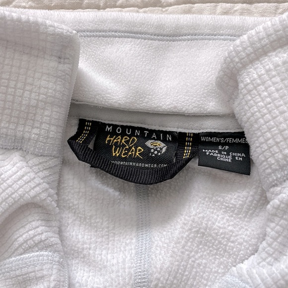 SALE ✨ Mountain Hardwear Women’s Fleece Quarter Zip Top - Picture 6 of 7